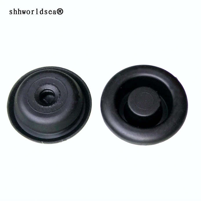 Embellecedor parachoques trasero inferior original Nissan 01658-01361