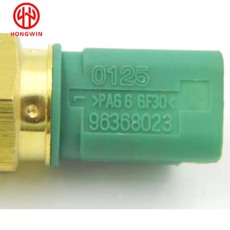Sensor de temperatura refrigerante 96368023 – Citroën C3/C5 - imagen 4