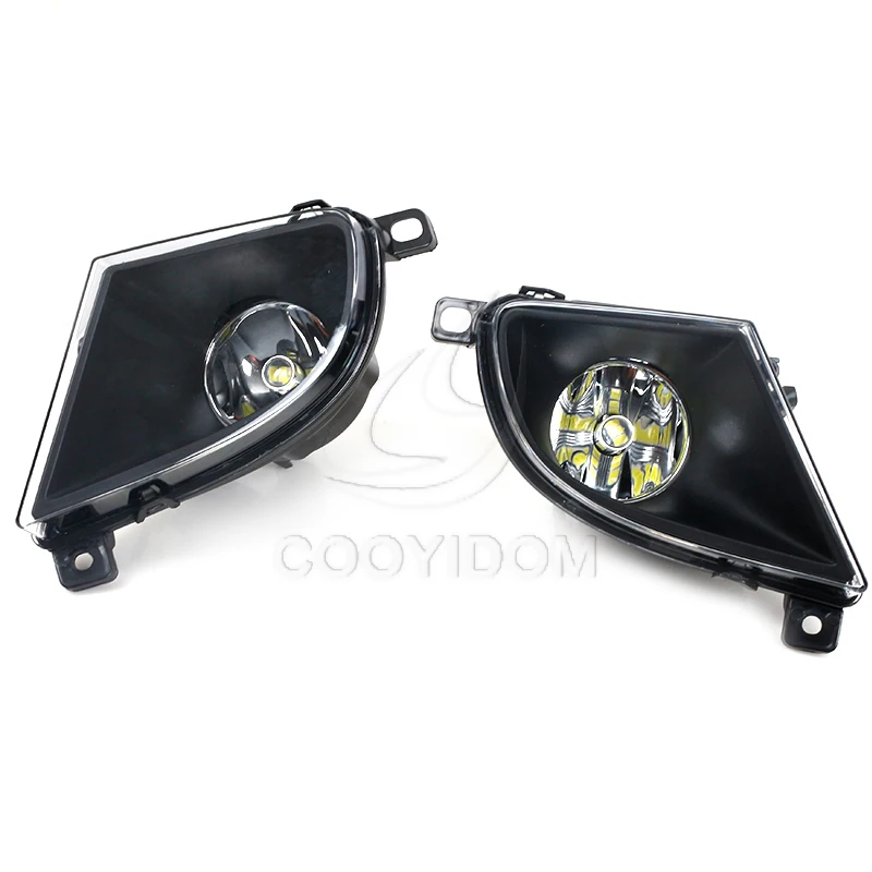 Detalle del recambio de luz antiniebla delantero