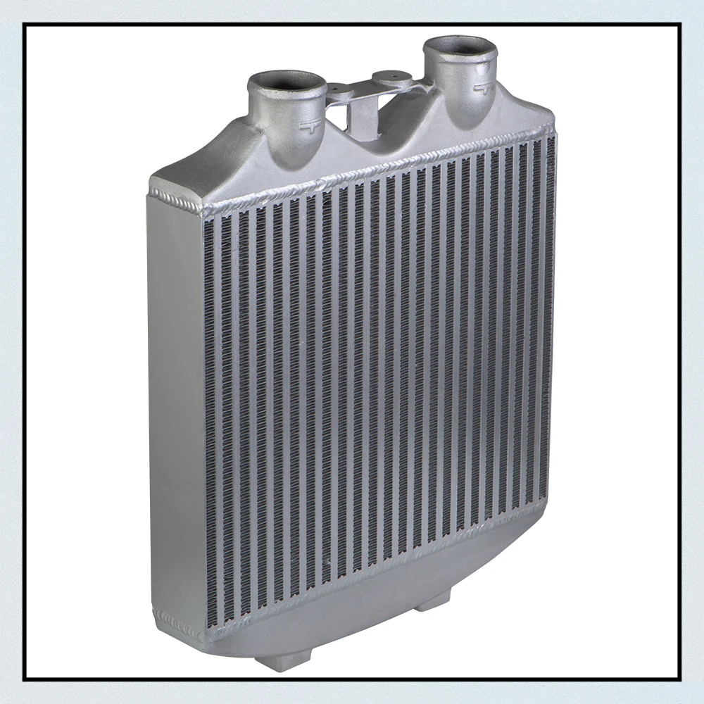 Detalle núcleo y conexiones del intercooler