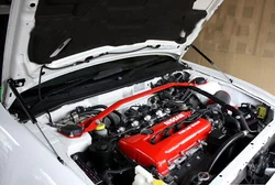 Soporte de capó de gas Nissan Sunny B13 Tsuru Sentra 1990-1993