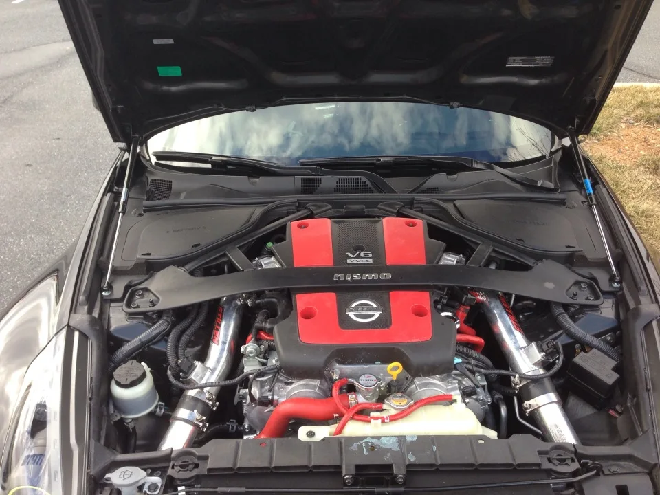 Soportes elevadores capó fibra carbono Nissan 370Z Fairlady Z34 - imagen 2