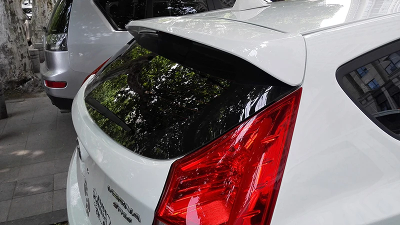 Spoiler Trasero para Hyundai Verna Hatchback 2011-2015 - imagen 5