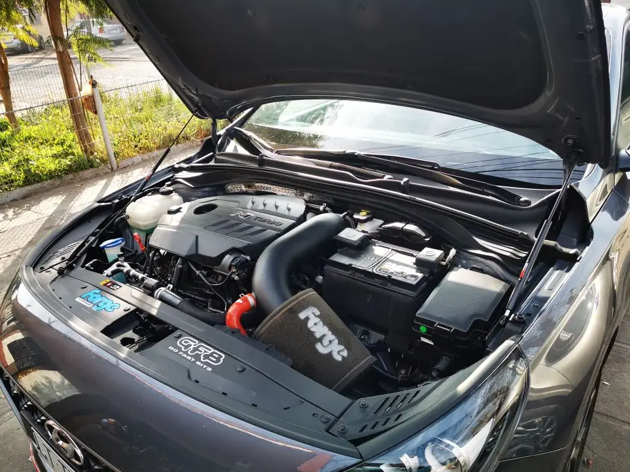 Puntales de gas KONOTSUBASA para Hyundai i30 PD