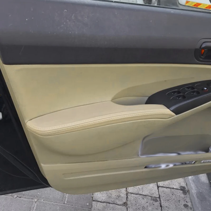 Cubierta de reposabrazos de puerta cuero beige – Honda Civic VIII Sedan