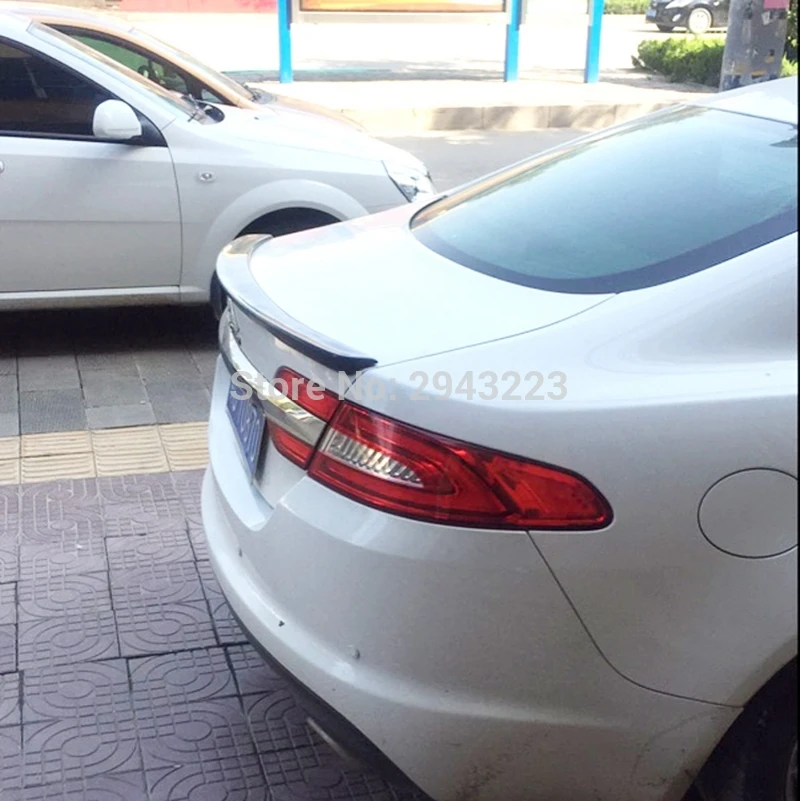 Alerón trasero MONTFORD para Jaguar XF