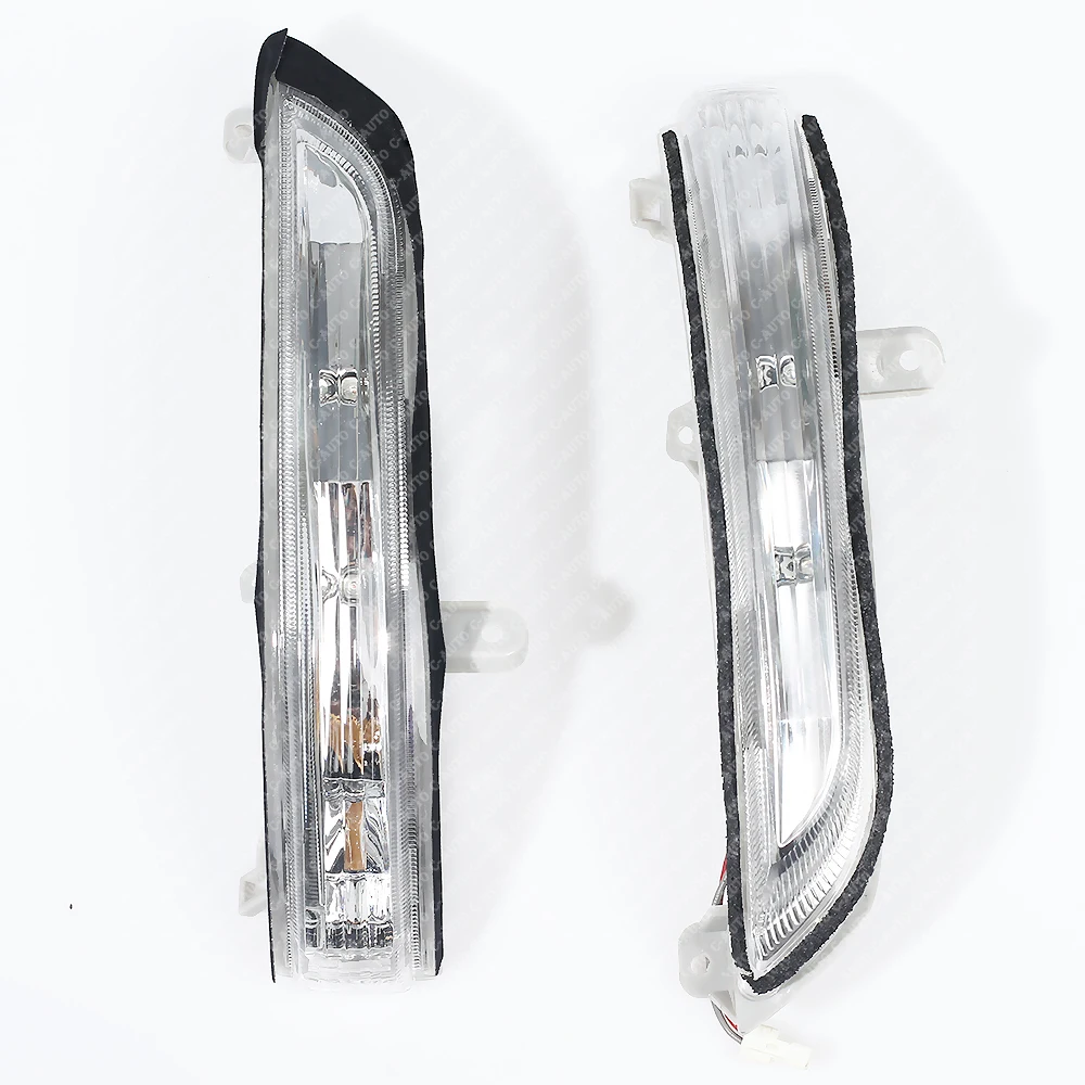 Detalle de la luz indicadora para retrovisor