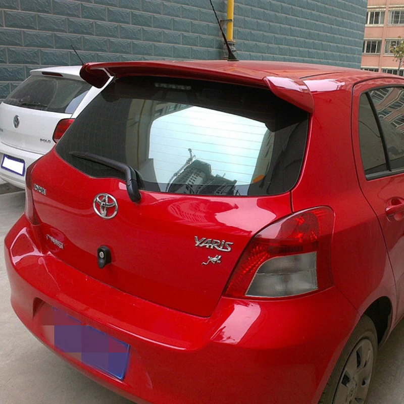 Alerón trasero Toyota Yaris 2008-2013 de ABS imprimado