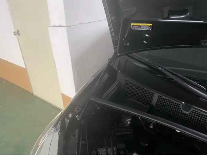 Soportes de gas para capó Toyota Sienna XL30 2011-2020 - imagen 4