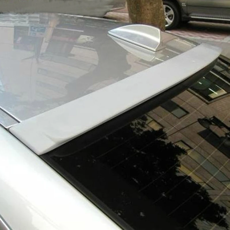 Detalle del alerón de techo para BMW