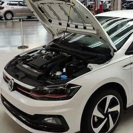 Puntal capó fibra carbono para VW Virtus – Resorte gas