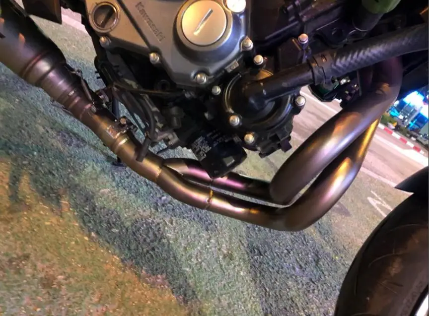 Sistema de escape para Kawasaki Ninja y Z650