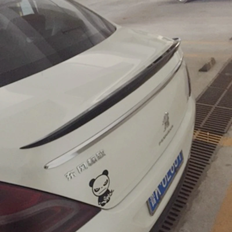 Alerón trasero sin pintar para personalizar