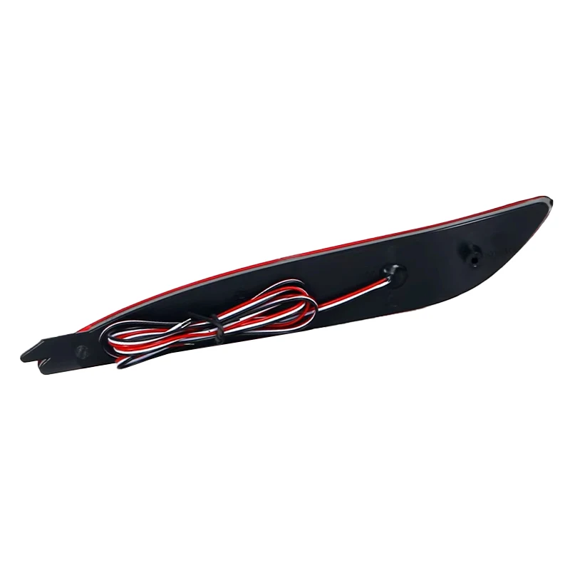 Parachoques trasero Hyundai Elantra 2012-2014 con luz de freno - imagen 4