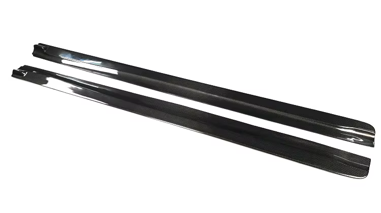 Faldones de fibra de carbono para BMW X5 F15, X5M y X6M F85/F86 - imagen 3