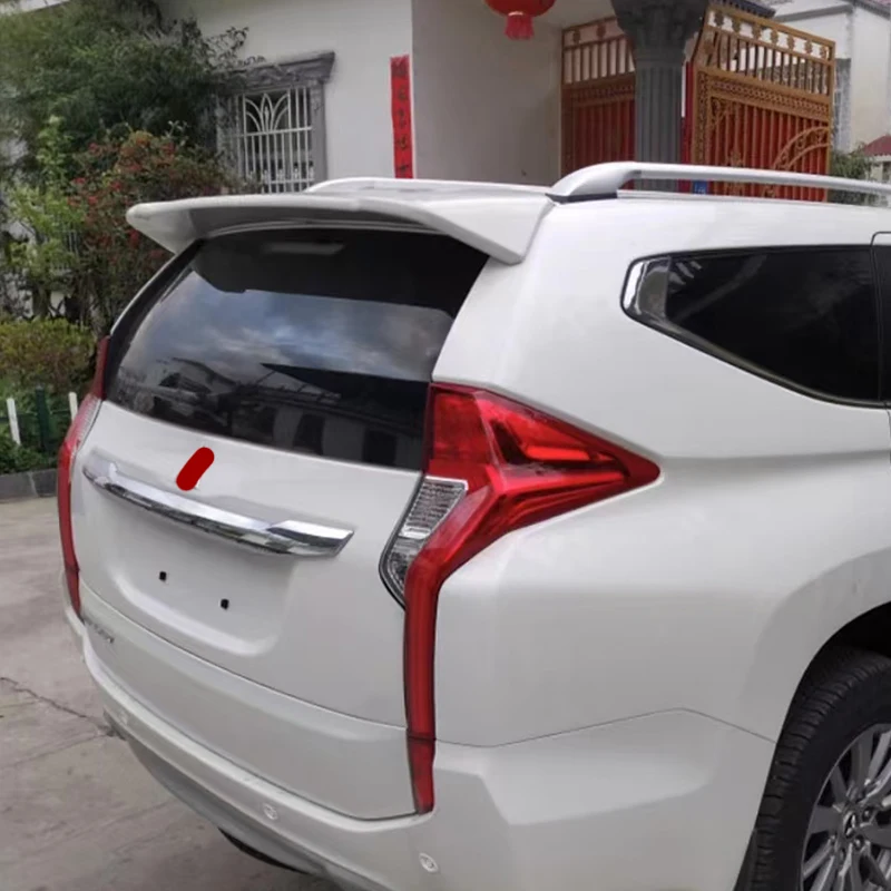 Alerón trasero carbono para Mitsubishi Pajero 2016-2020 - imagen 3
