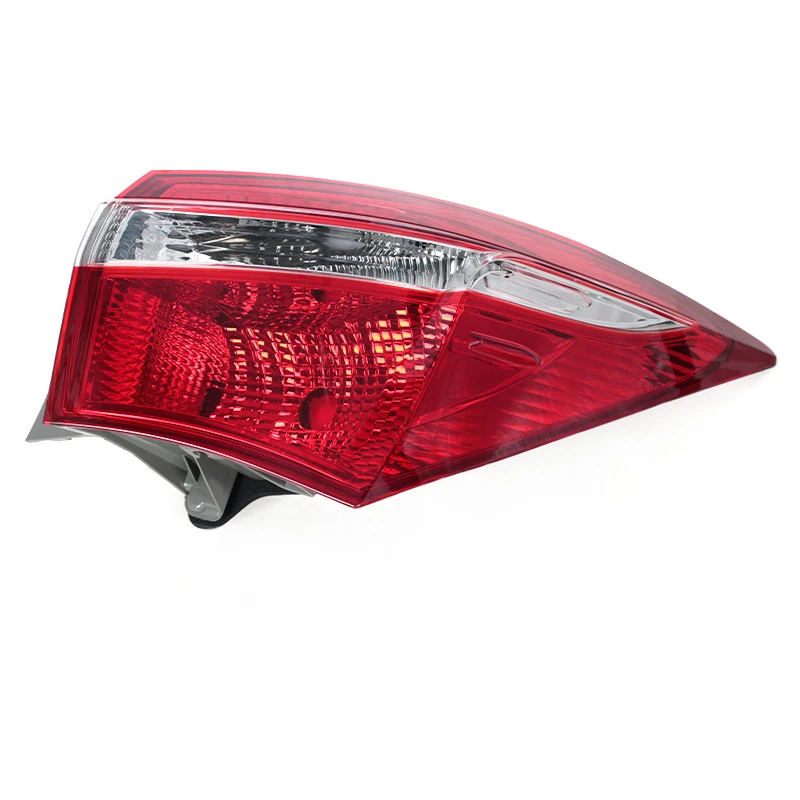 Luz trasera Toyota Corolla 2014-2018 con freno y giro – OEM 81591-02570 - imagen 3