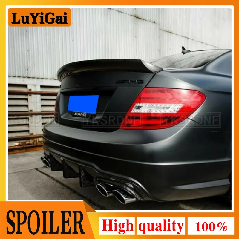 Alerón trasero de fibra de carbono Mercedes Clase C W204 Coupé