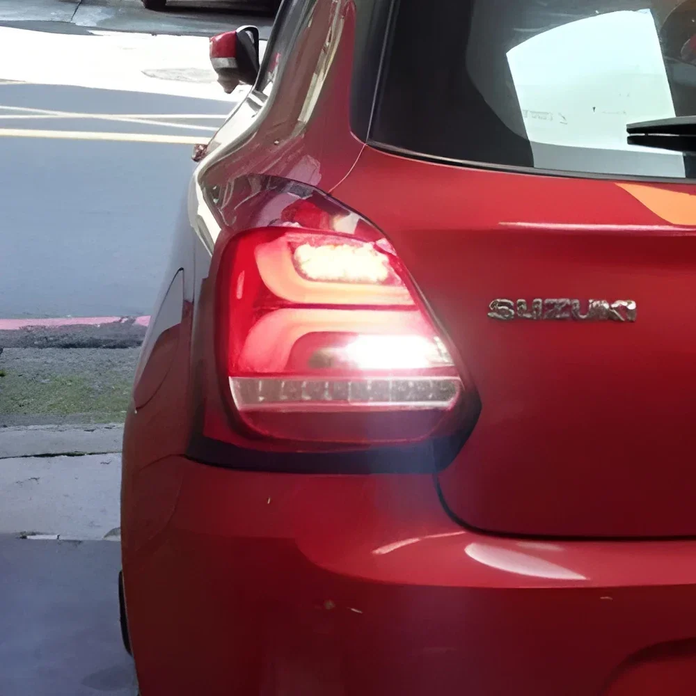 Luces traseras LED para Suzuki Swift 2017-2023 kit intermitente - imagen 2