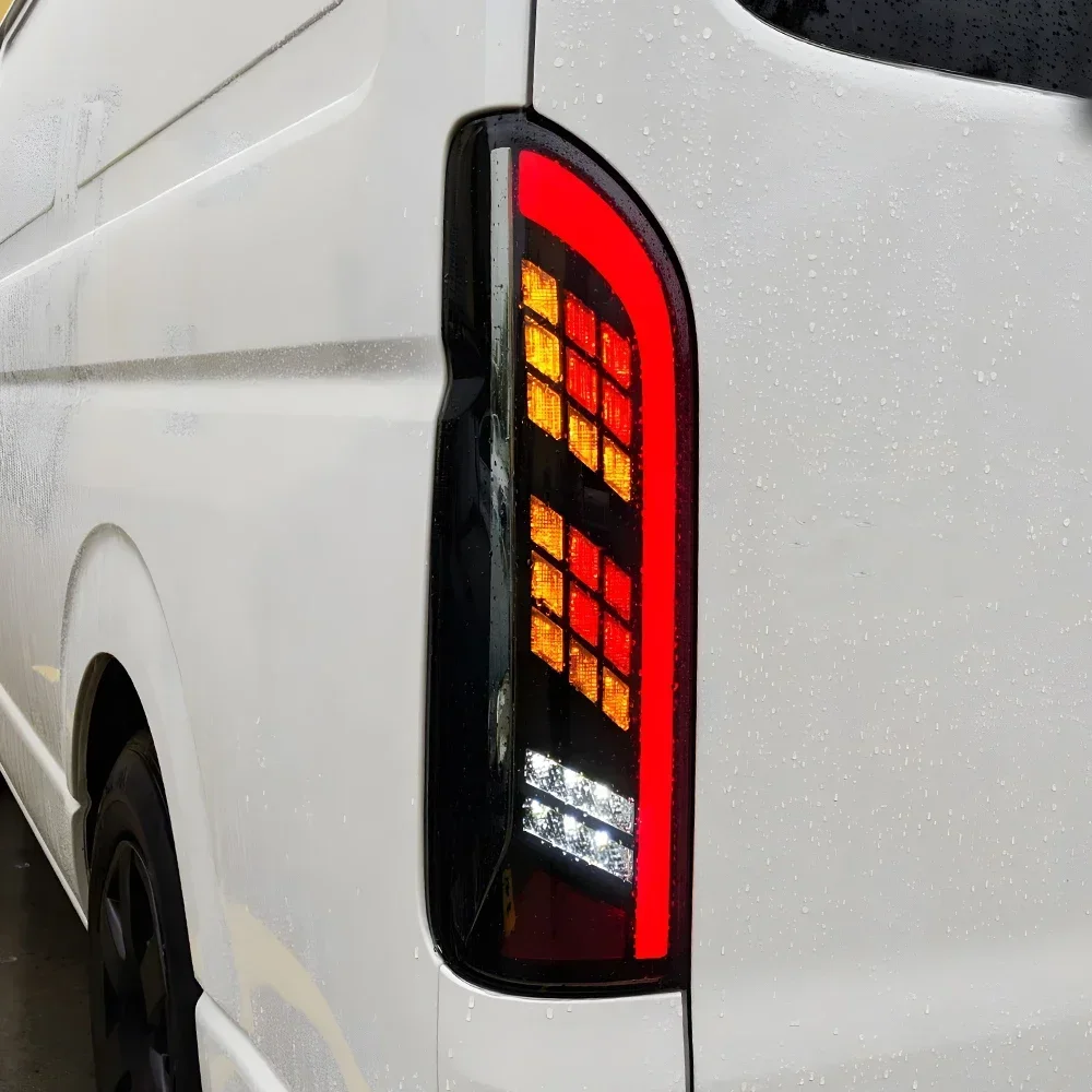 Luces traseras LED dinámicas para Toyota Hiace – intermitente secuencial - imagen 3