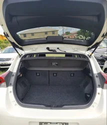 Puntales de gas para maletero Toyota Auris E180 2012-2018