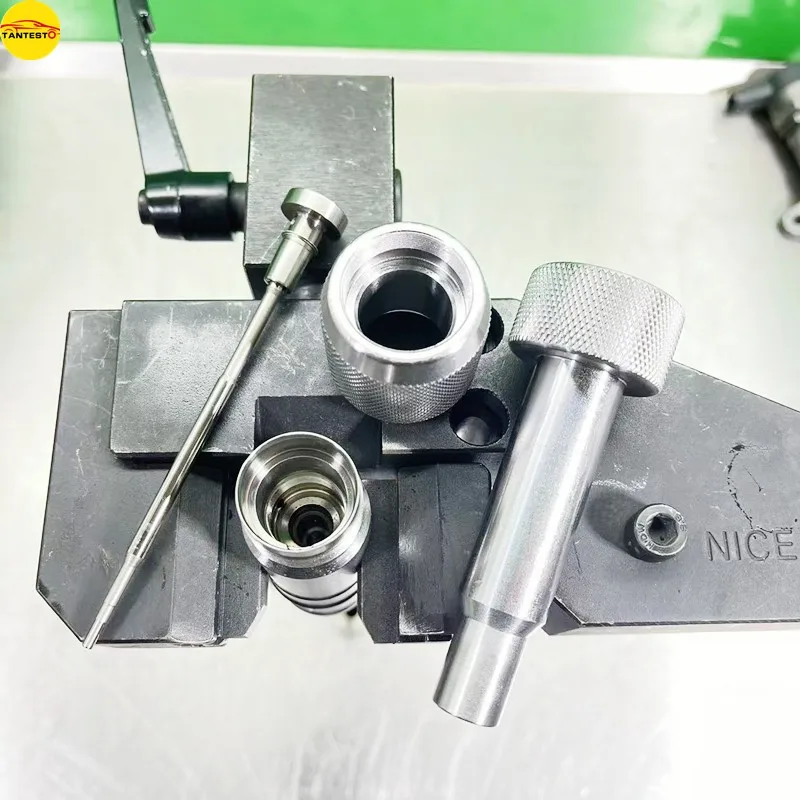 Herramienta de reparación e instalación para inyector BOSCH 110 120