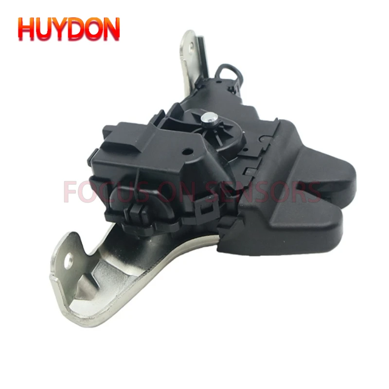 Detalle conector actuador maletero