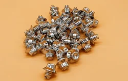 Tapones cubretuercas de rueda de plástico universales de 6,9 mm