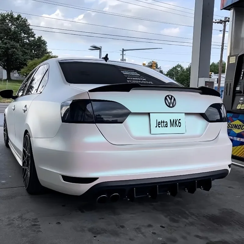 Alerón trasero VW Jetta MK6 Sedan 2012-2018