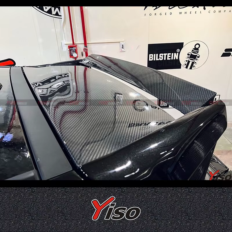 Kit cola fibra carbono Varis deportivo – Toyota Yaris GR MXPA12 - imagen 2