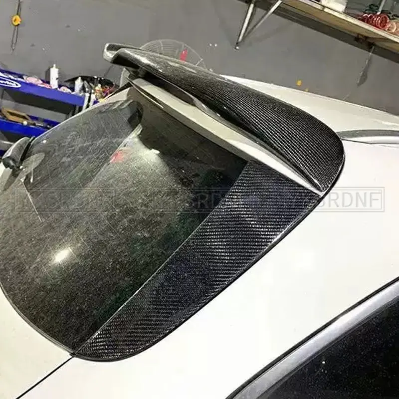 Alerón de carbono Mercedes-Benz Clase C W205 para maletero - imagen 3