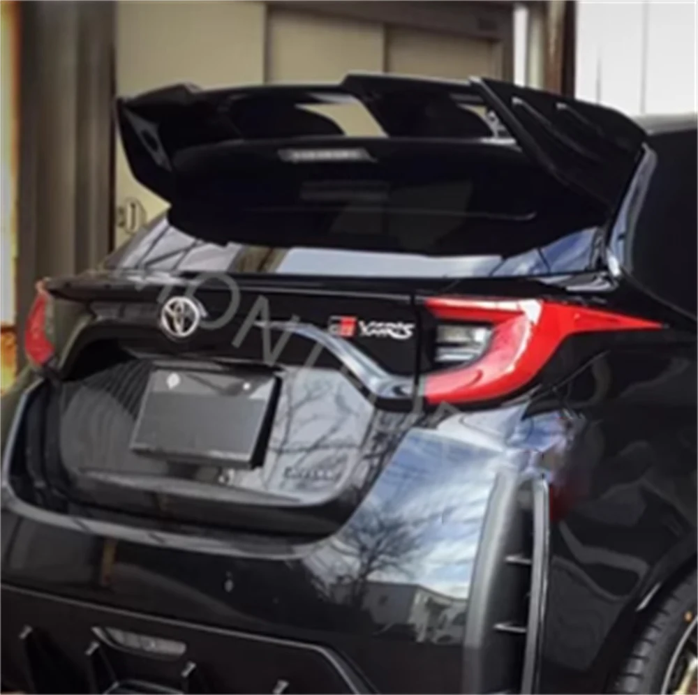Alerón de techo GR Yaris - fibra carbono real para estilo tuning