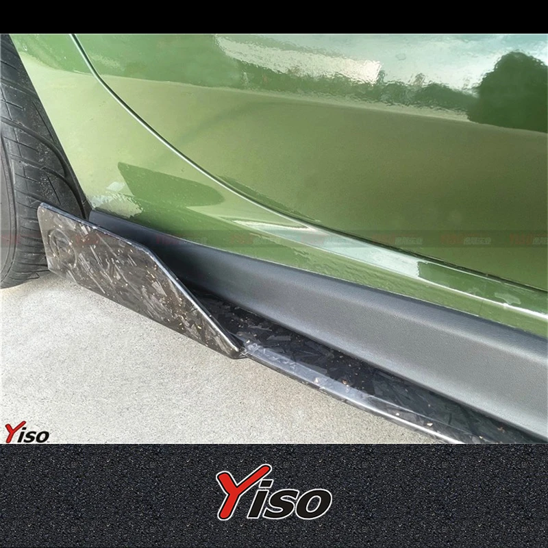 Faldones laterales Golf 8 GTI en fibra de carbono Yiso modificados - imagen 5