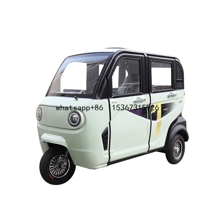 Triciclo eléctrico KEYU cerrado 3 plazas modelo 2024