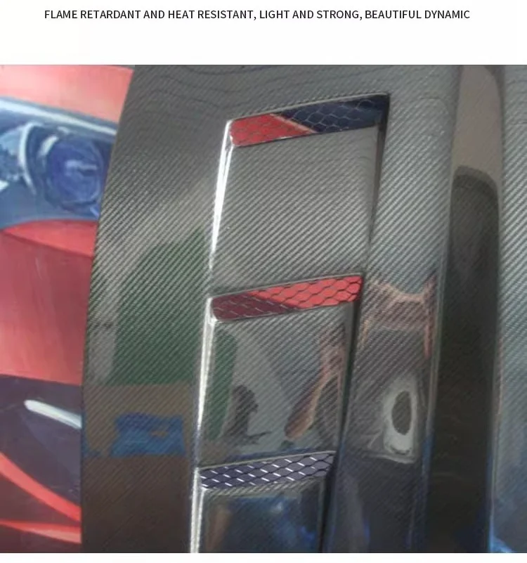 Detalle de la parte inferior del capó