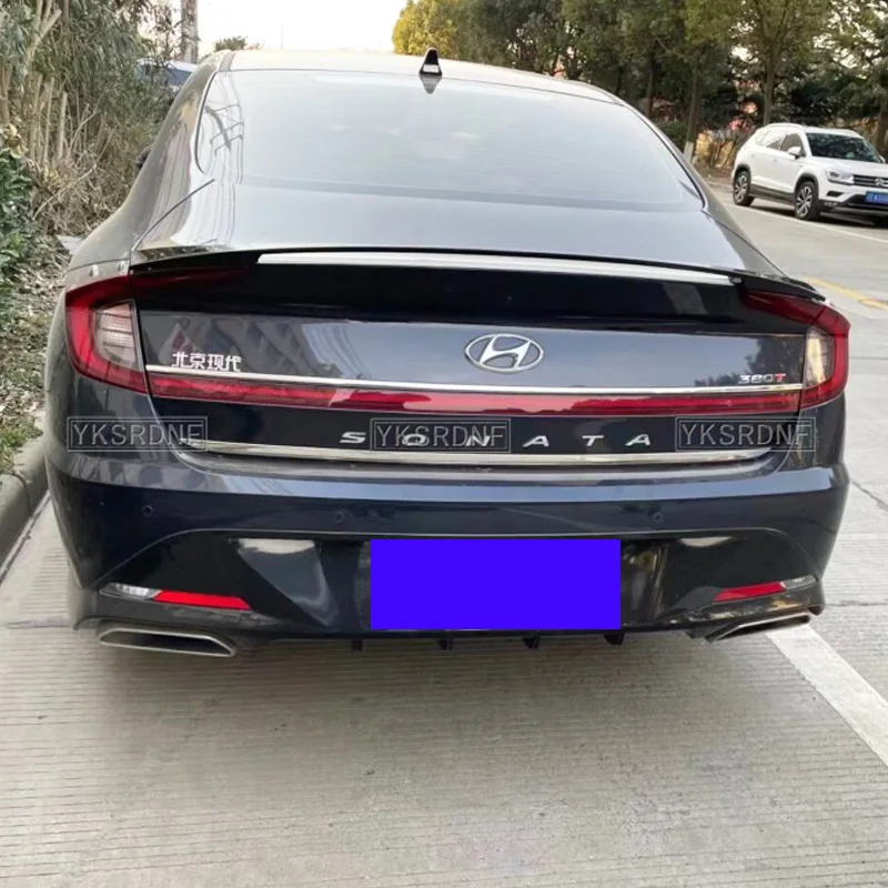Alerón trasero Hyundai Sonata DN8 vista lateral
