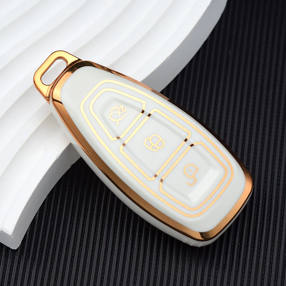 Funda instalada en mando de Ford
