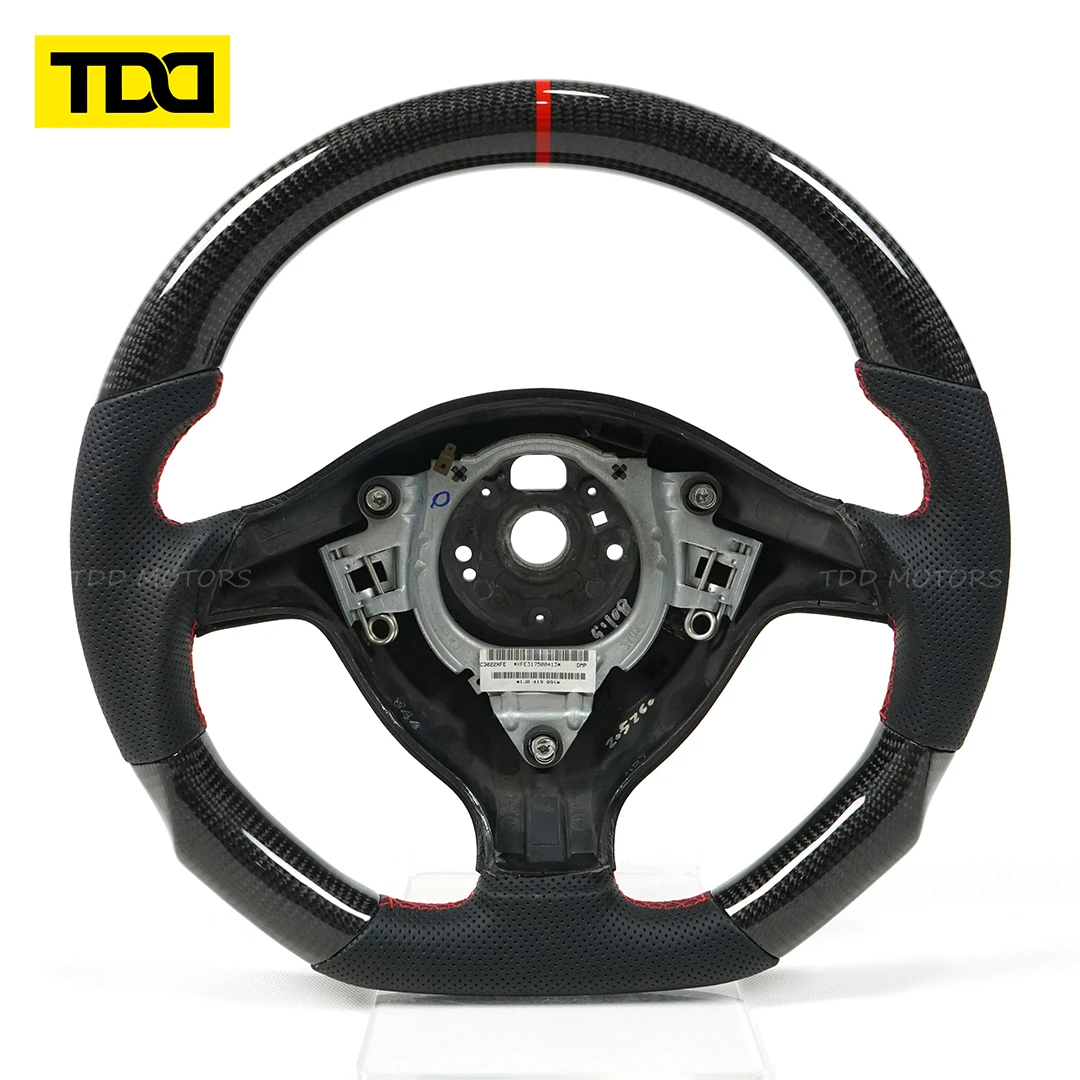 TDD Volante de fibra de carbono y cuero perforado para VW Golf IV - imagen 3