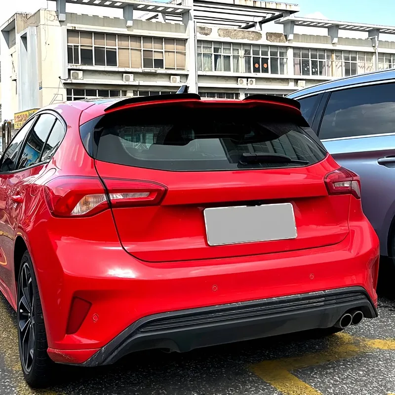 Accesorio de estilo deportivo para el Ford Focus MK4
