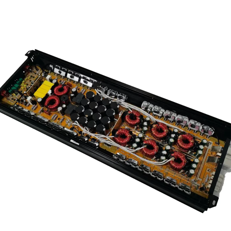Amplificador de potencia digital para coche 4500W vista frontal
