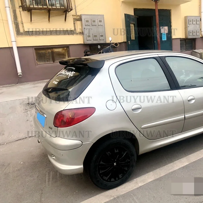 Spoiler trasero de aspecto fibra de carbono para Peugeot hatchback