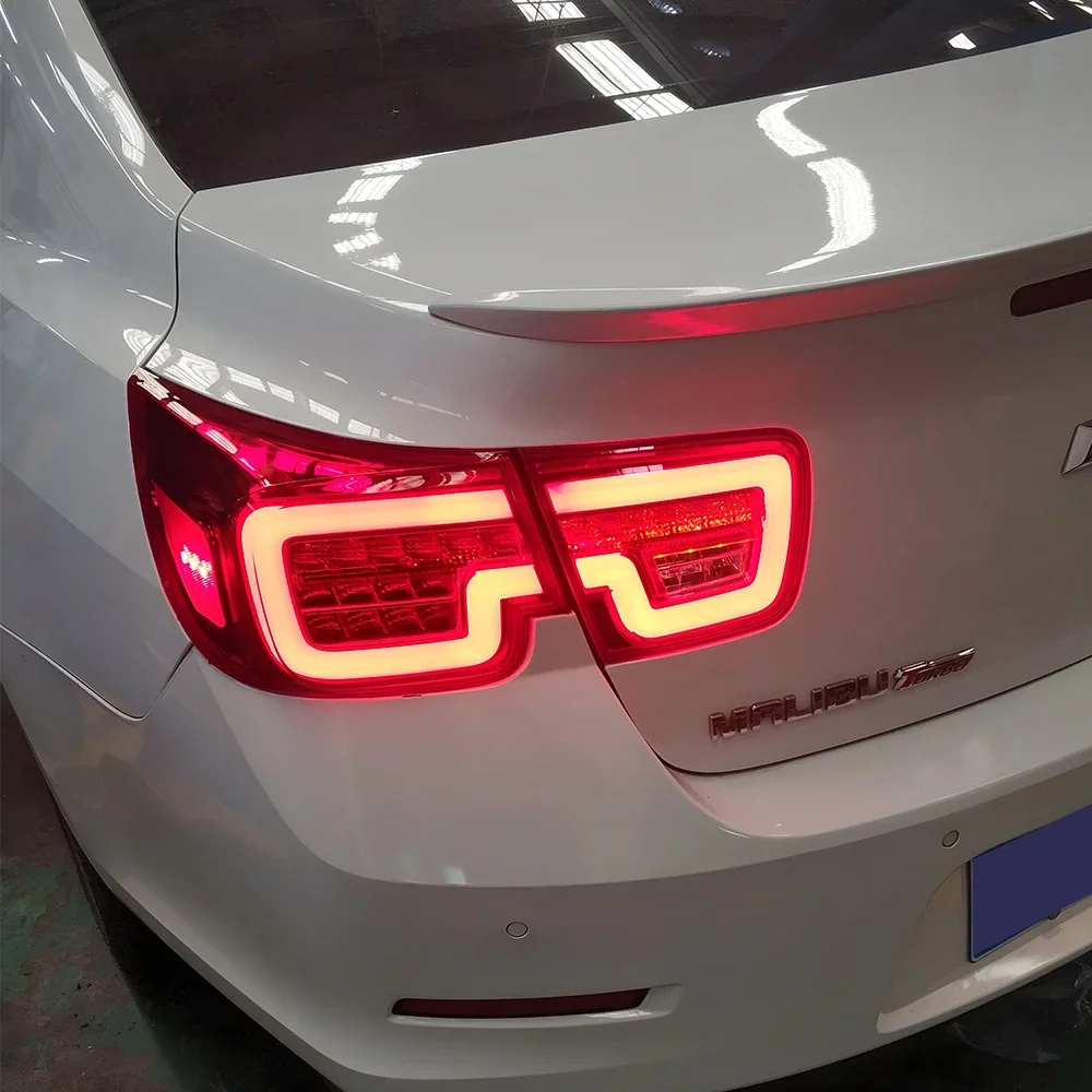 Pilotos traseros LED dinámicos para Chevrolet Malibu 2012-2014
