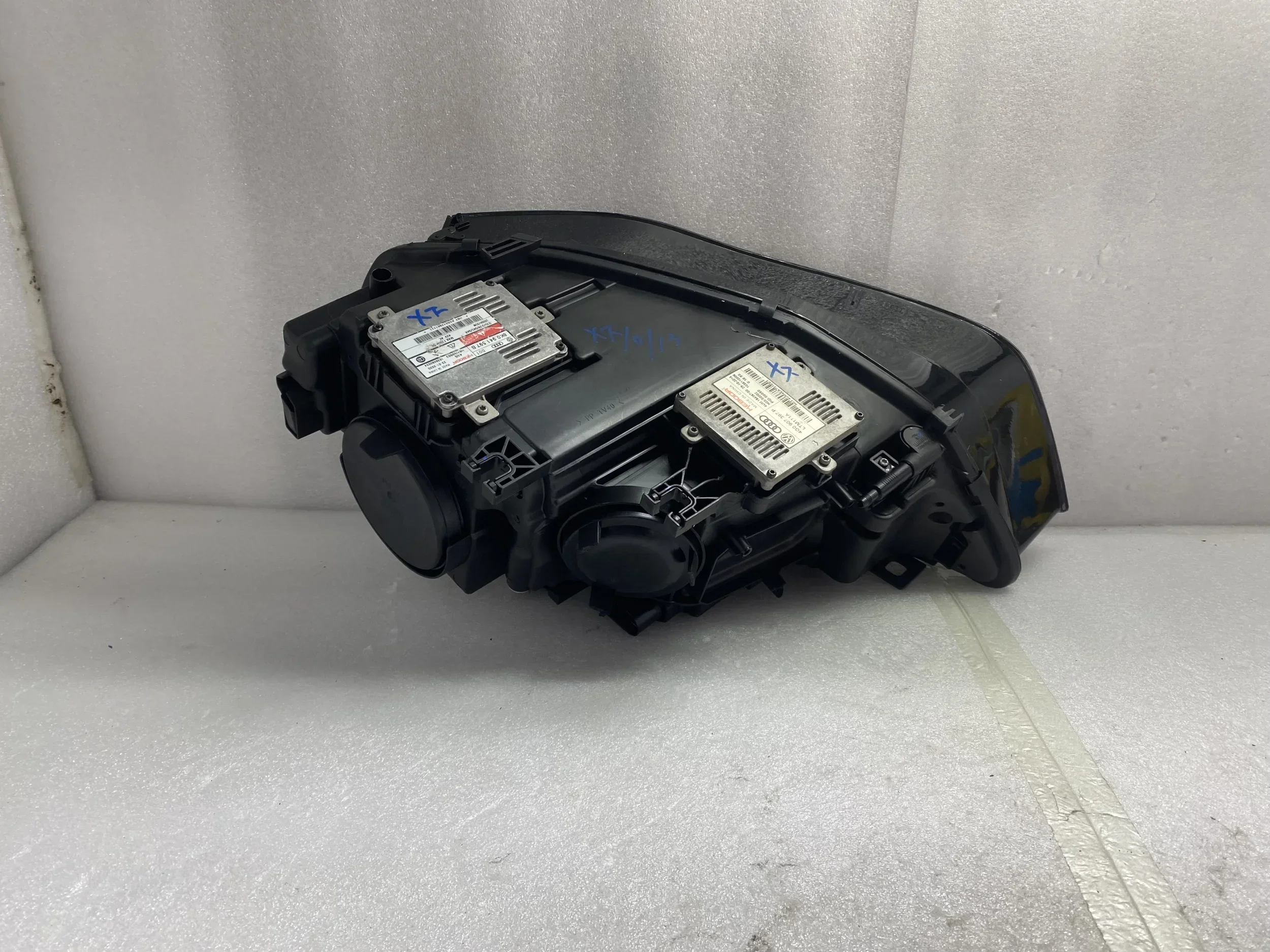 Faros delanteros Hernia para Audi A4 B9 2013-2016 - imagen 3