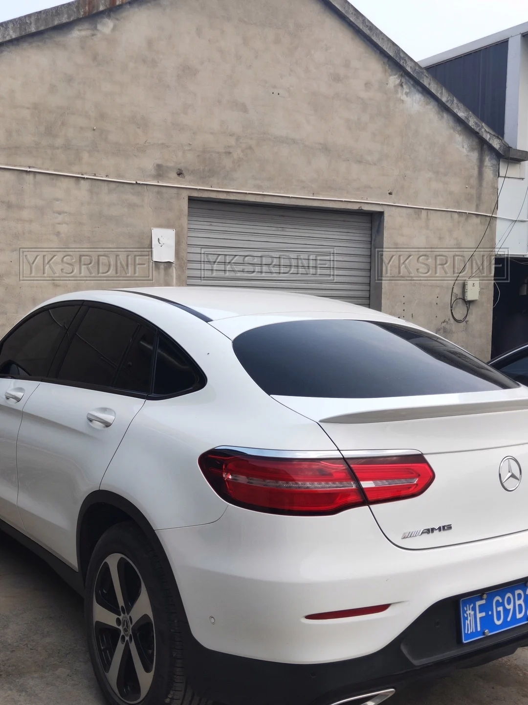 Alerón trasero AMG para Mercedes GLC Coupe C253 2016-2021 - imagen 2
