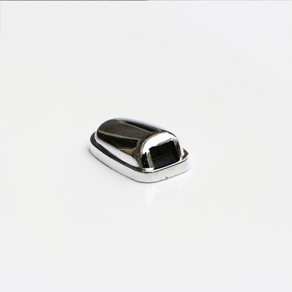 Embellecedor cromado de boquilla limpiaparabrisas para Ford Focus II/III