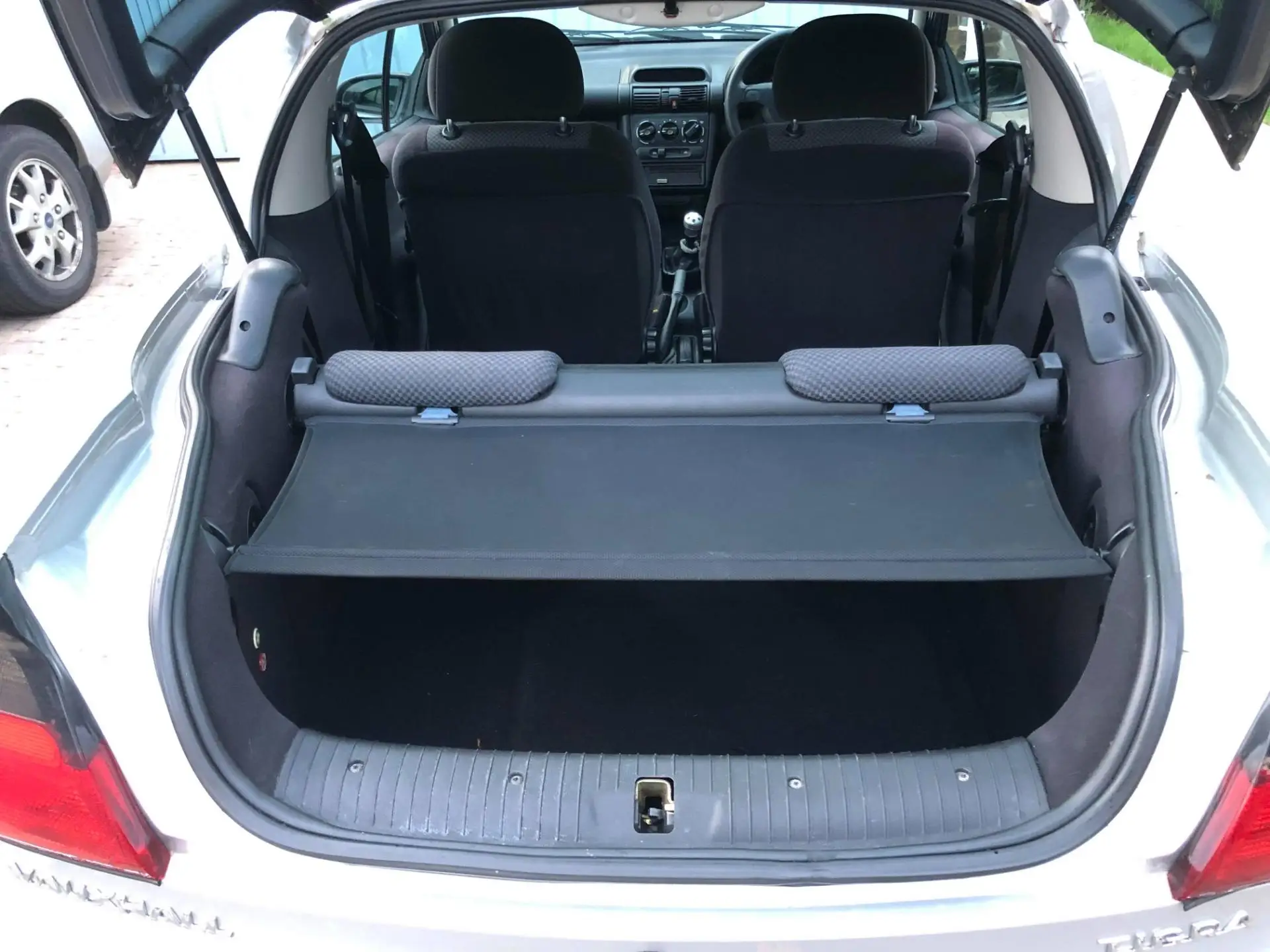 Resortes de gas portón trasero Opel Tigra A 1994-2000