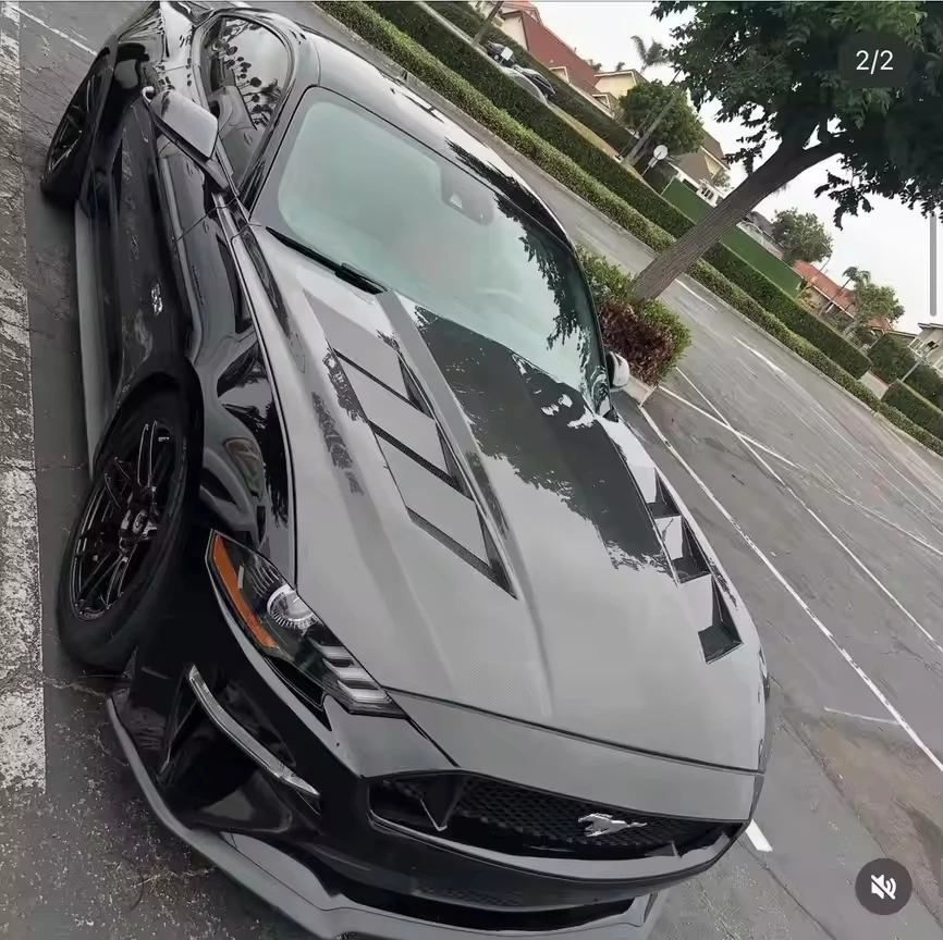 Capó de fibra de carbono ventilado – Ford Mustang 2018-2023 - imagen 5