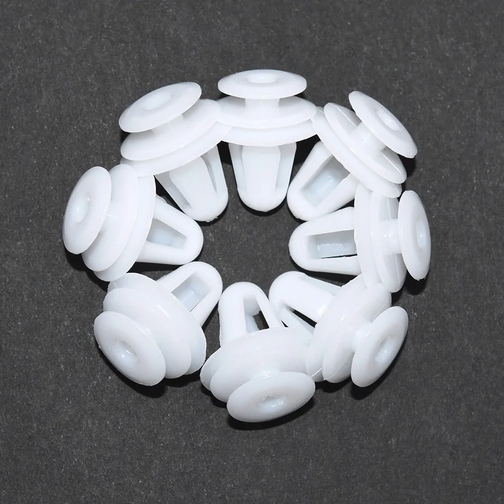 Clips de parachoques Nissan de plástico blanco para fijación - imagen 4