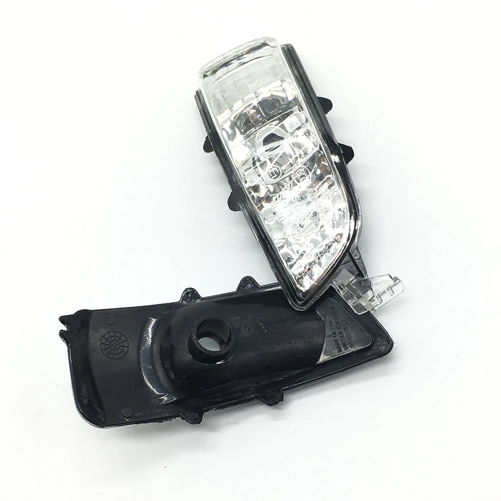 Para Volvo S40 S60 S80 C30 C70 V50 V70 indicador de espejo lateral luz de señal de giro lente de lámpara 31111102 31111090 - imagen 2