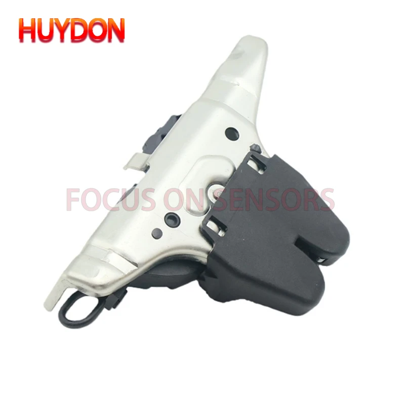 Actuador de cerradura maletero A2057500600 – Mercedes C W205 - imagen 4